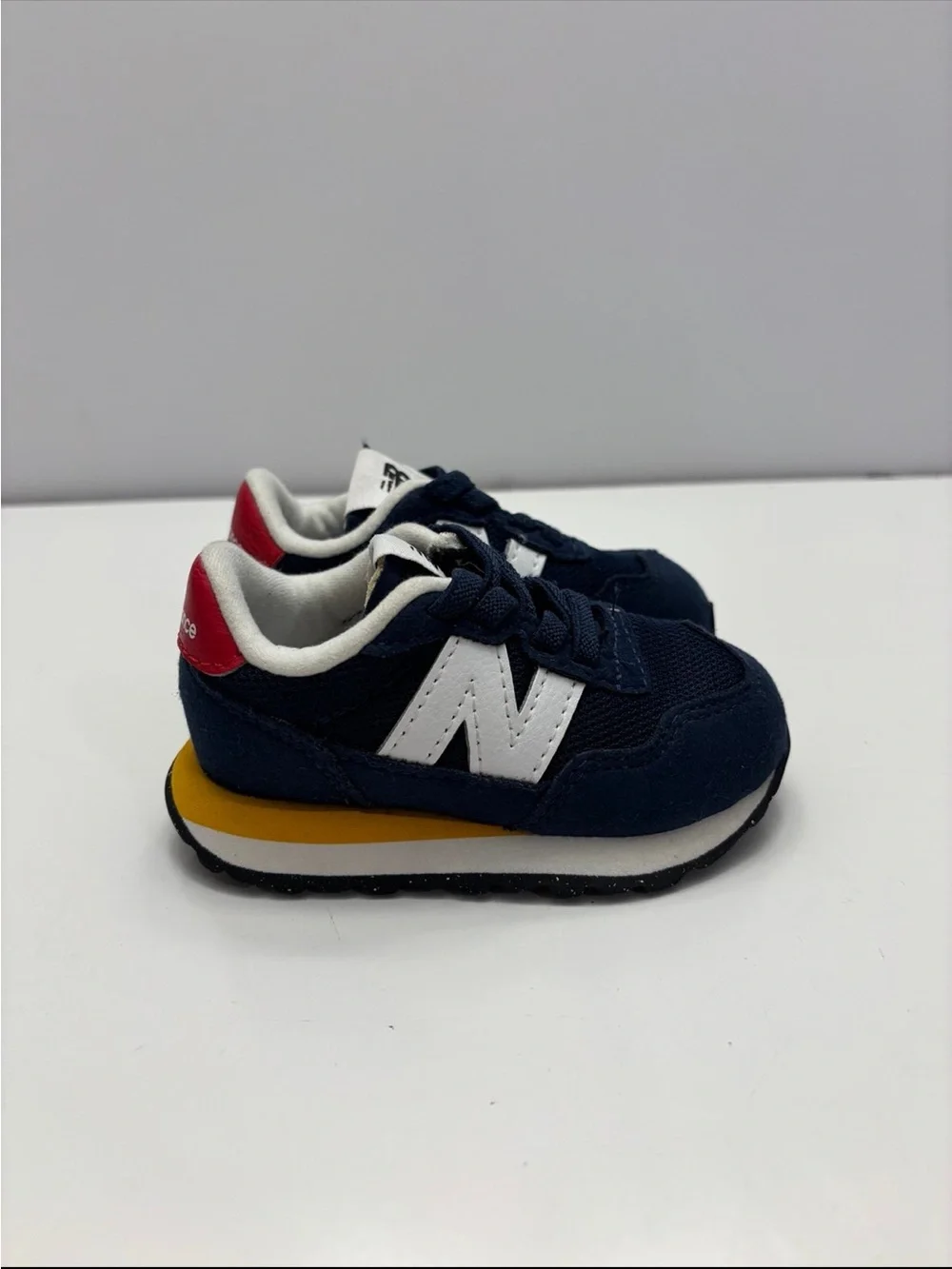 NEW BALANCE TODDLER 237 NAVY BUNGEE SNEAKERS size 5